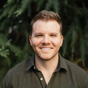 Meet your Posher, Logan